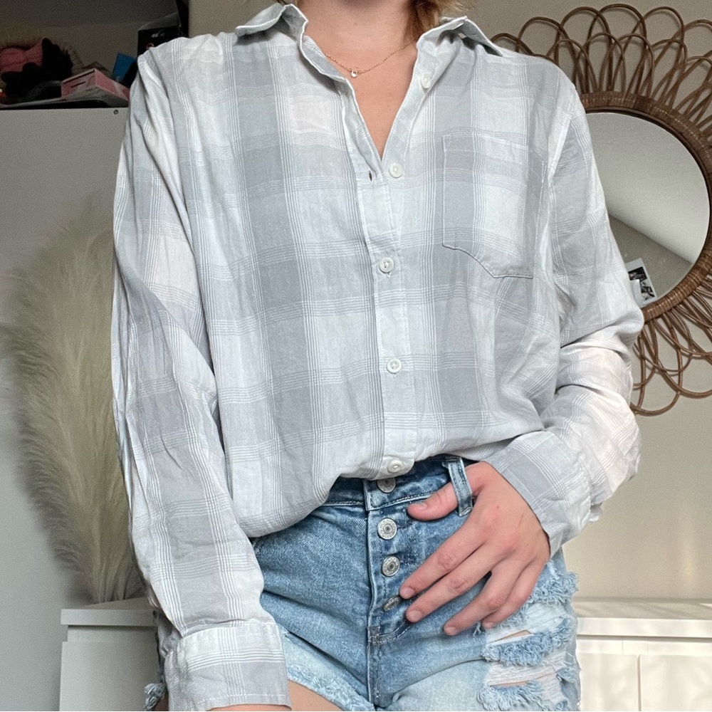 FLANNEL BUTTON DOWN (size: women’s small)